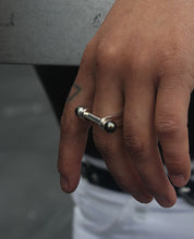 Load image into Gallery viewer, Pearl Bar Ring