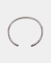 Load image into Gallery viewer, Skinny Segmented Bangle